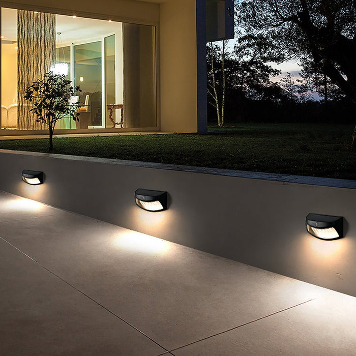 Smart Solar Outdoor Wall Light with Motion Sensor & Light Control